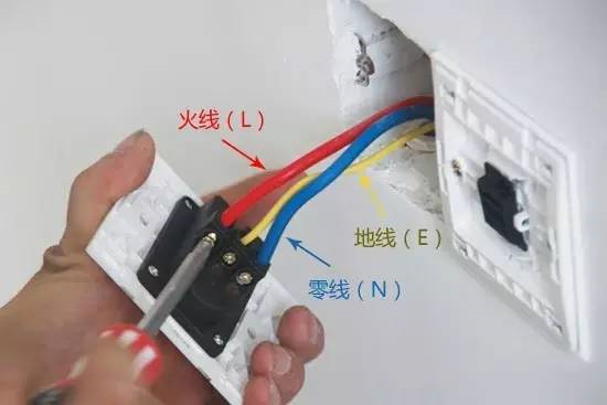 北京别墅弱电系统中智能家居的电路与开关插座怎样安排？？？凯源恒润北京监控装置工程公司
