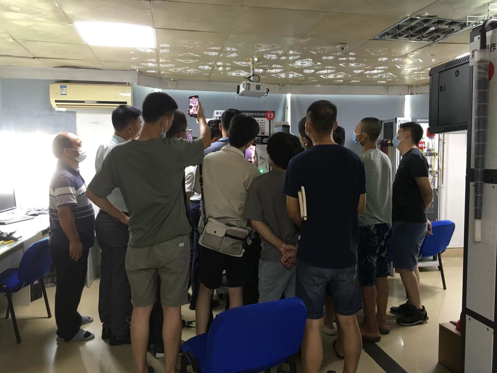 十三国际官网-追求康健,你我一起生长